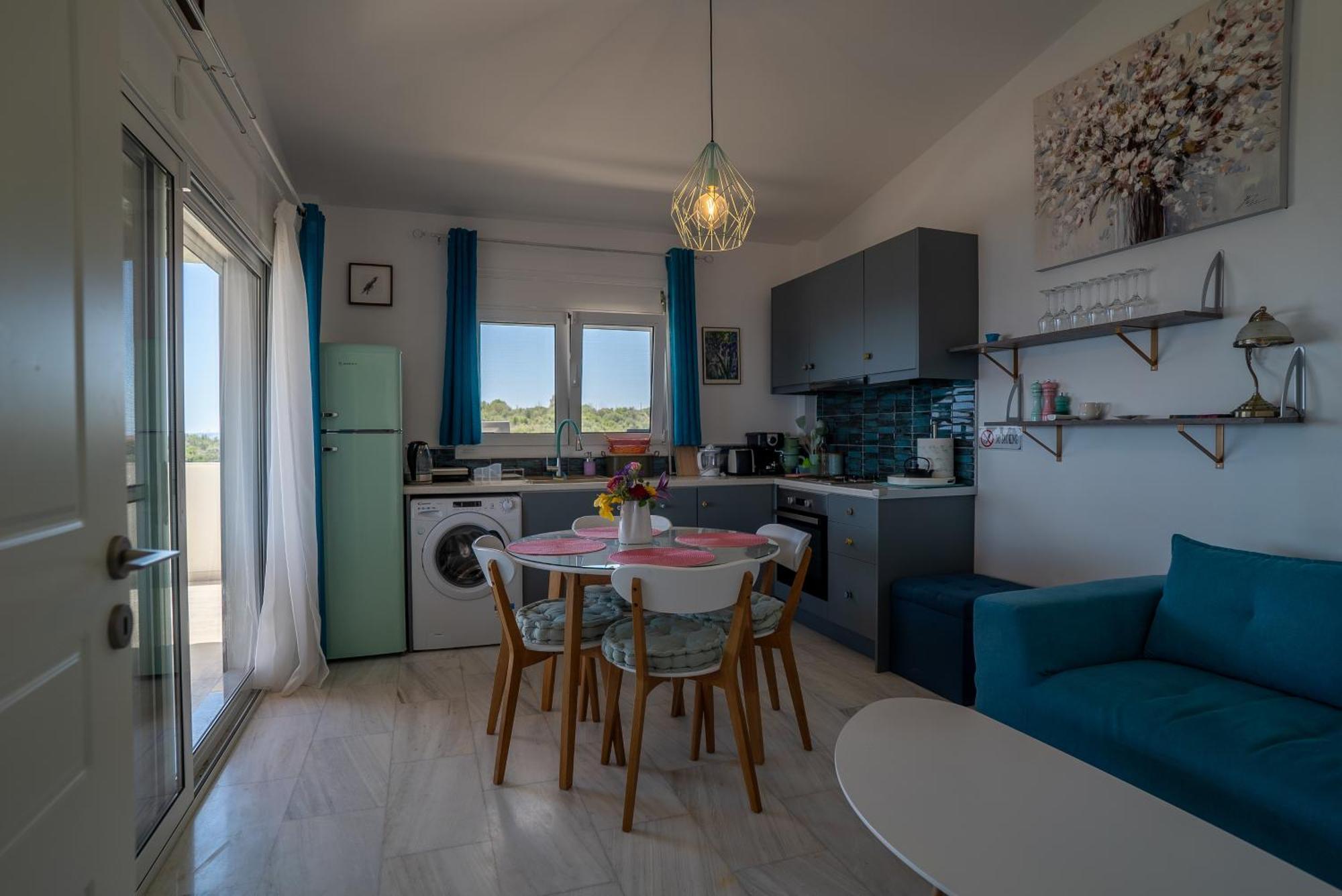 Apartment Kirke's Nest Kalamaki (Messinia)